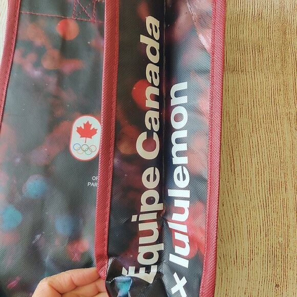 Lululemon limited edition 2024 Olympics reusable shopping bags - Picture 7 of 9